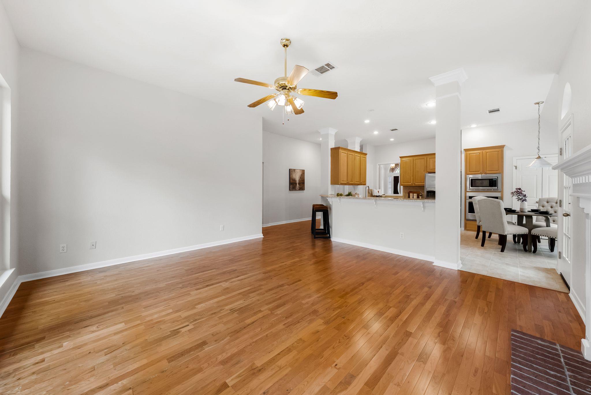 11560 Cedarcliffe Dr, Austin, TX 78750