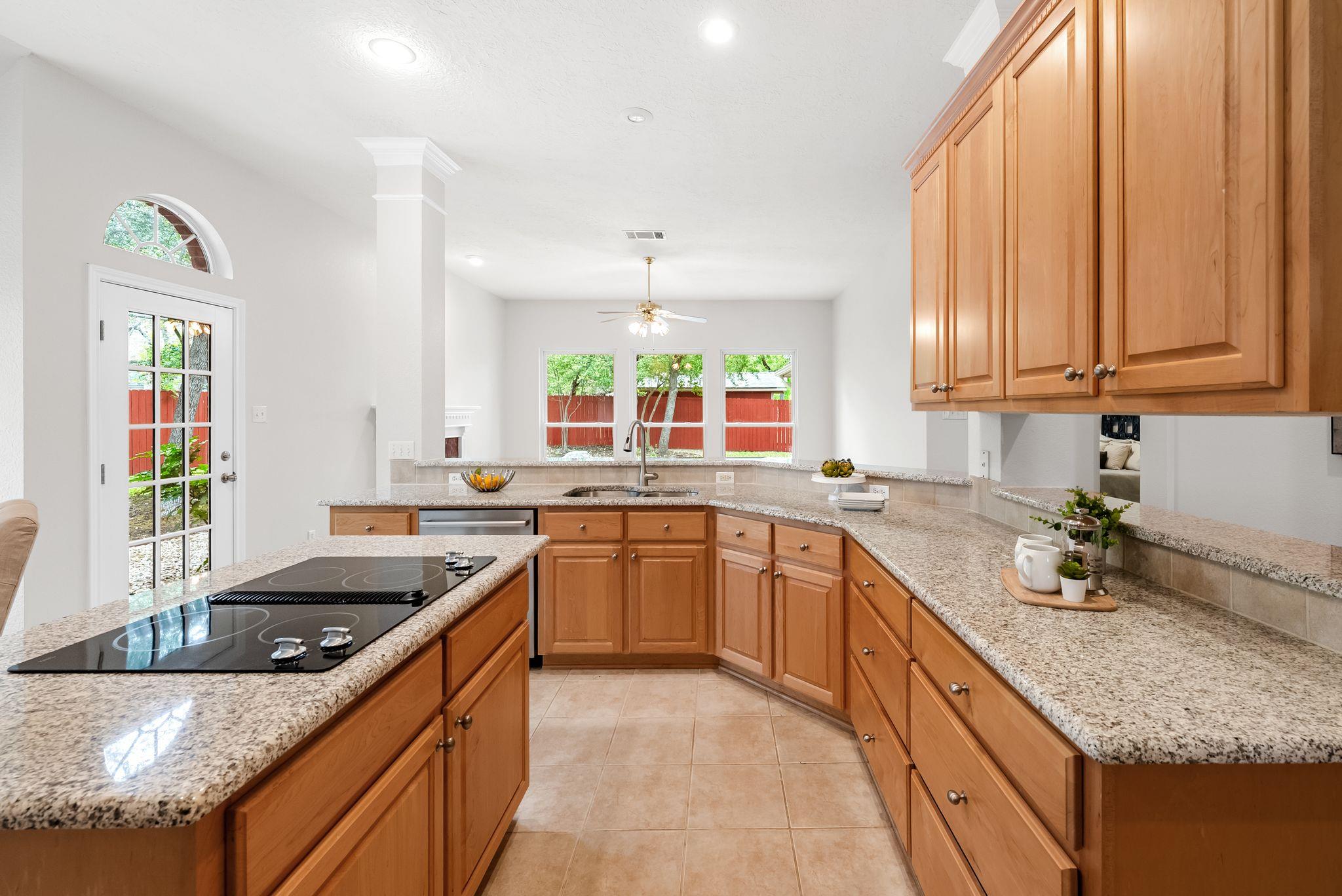 11560 Cedarcliffe Dr, Austin, TX 78750