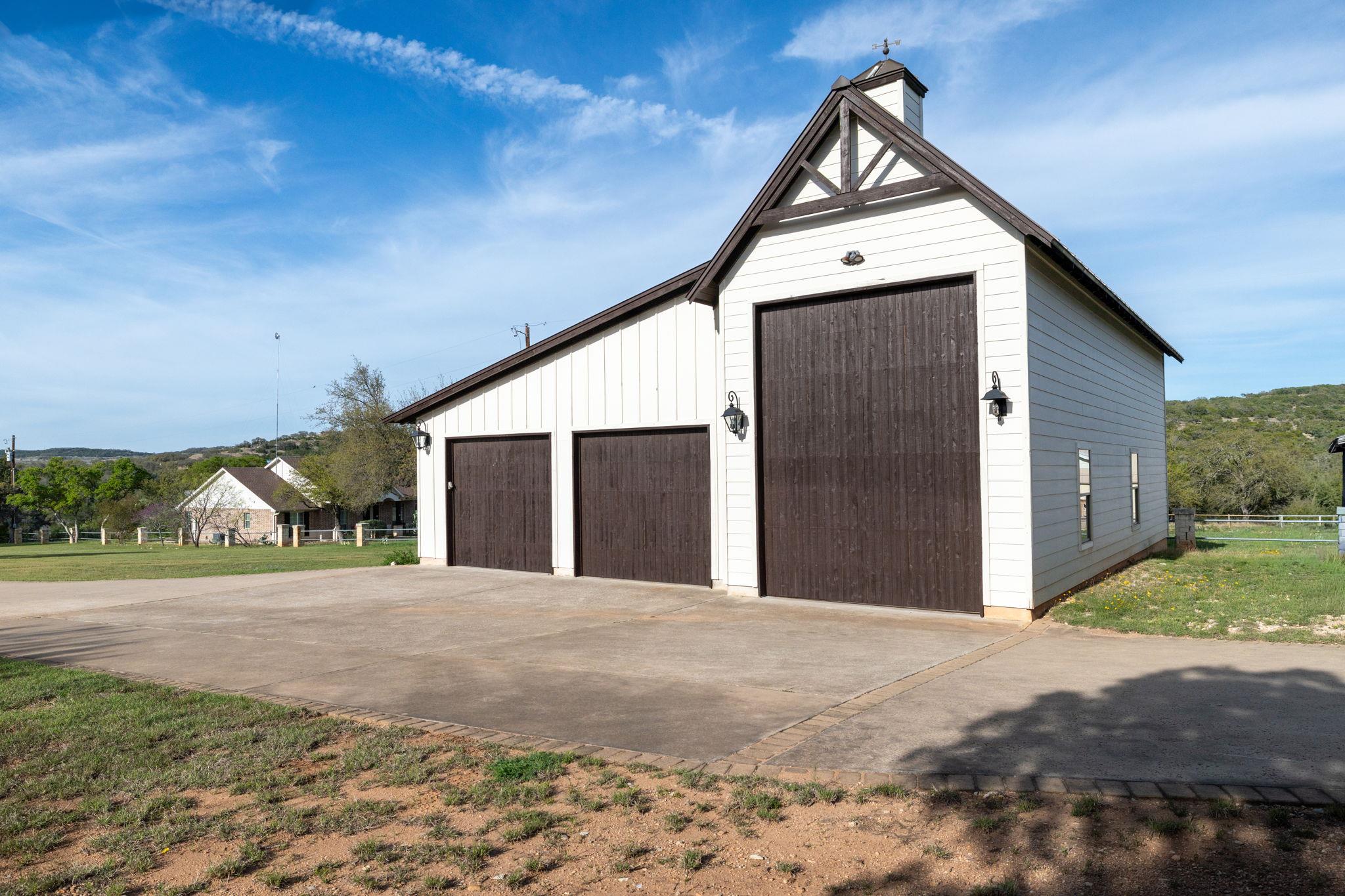 5010 Lookout Ridge Dr, Marble Falls, TX 78654