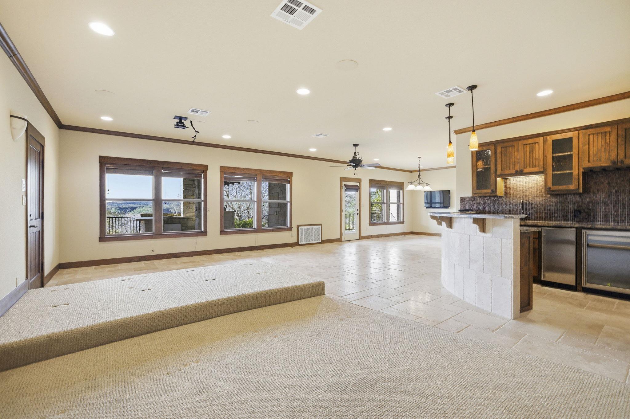 5010 Lookout Ridge Dr, Marble Falls, TX 78654