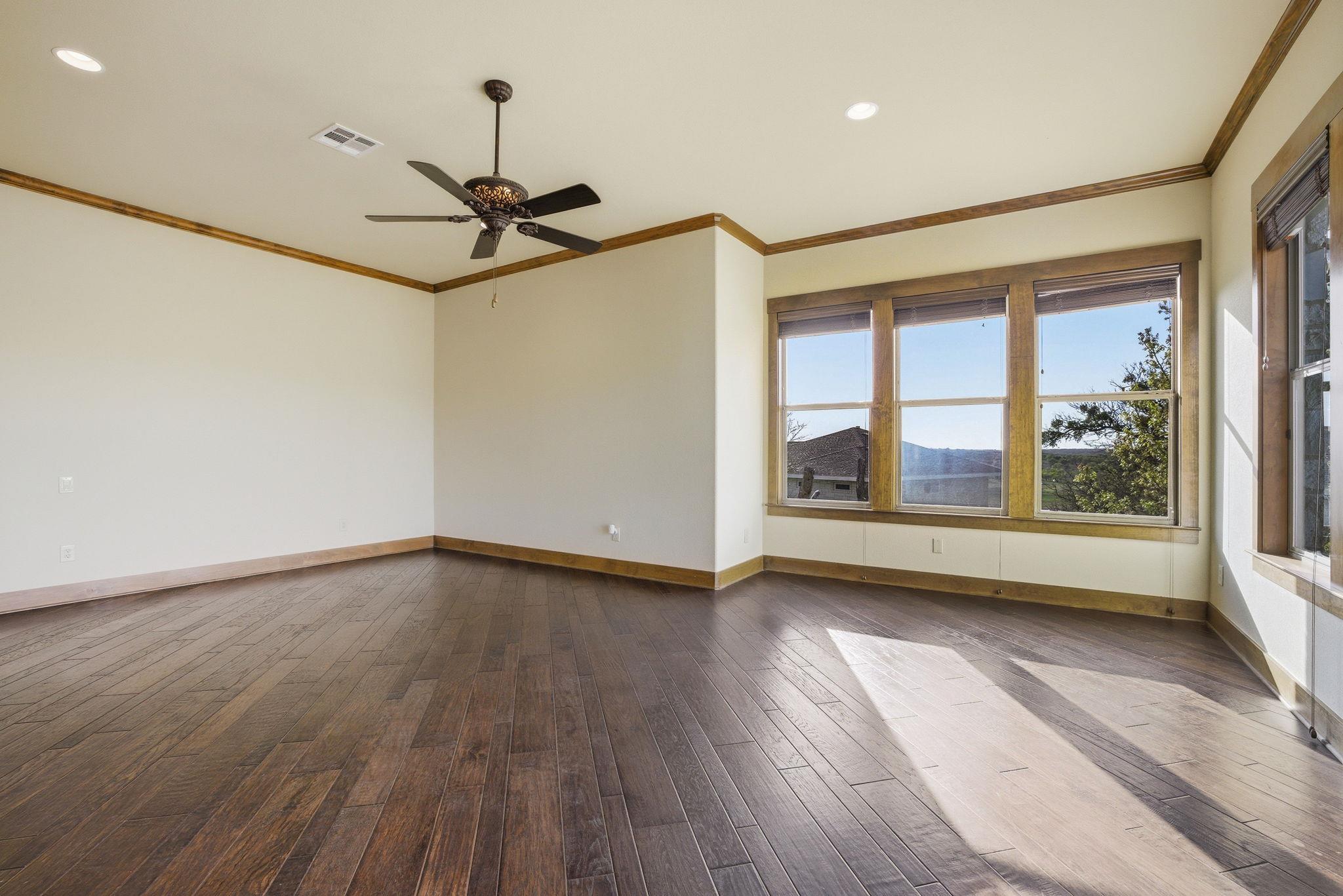 5010 Lookout Ridge Dr, Marble Falls, TX 78654