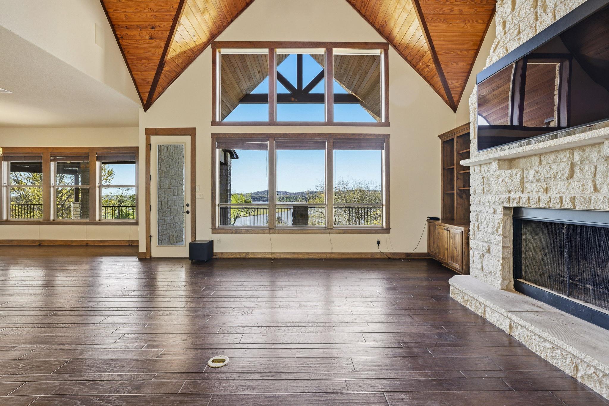 5010 Lookout Ridge Dr, Marble Falls, TX 78654