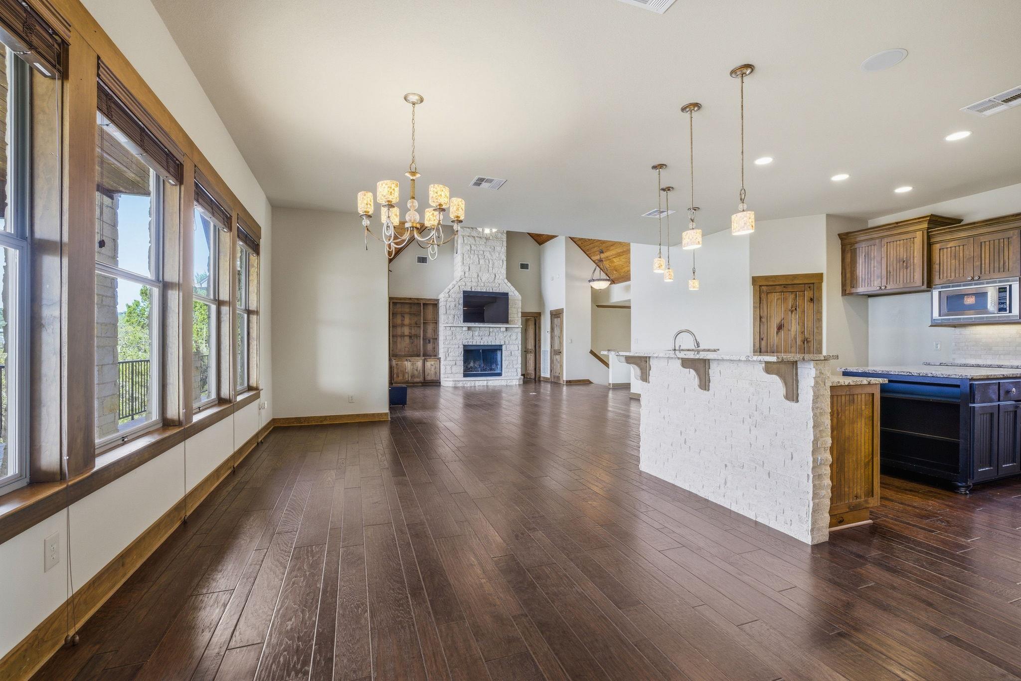 5010 Lookout Ridge Dr, Marble Falls, TX 78654