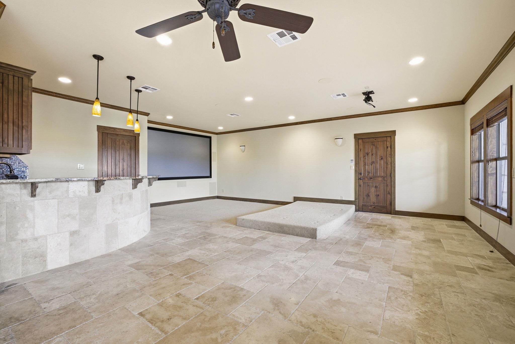 5010 Lookout Ridge Dr, Marble Falls, TX 78654