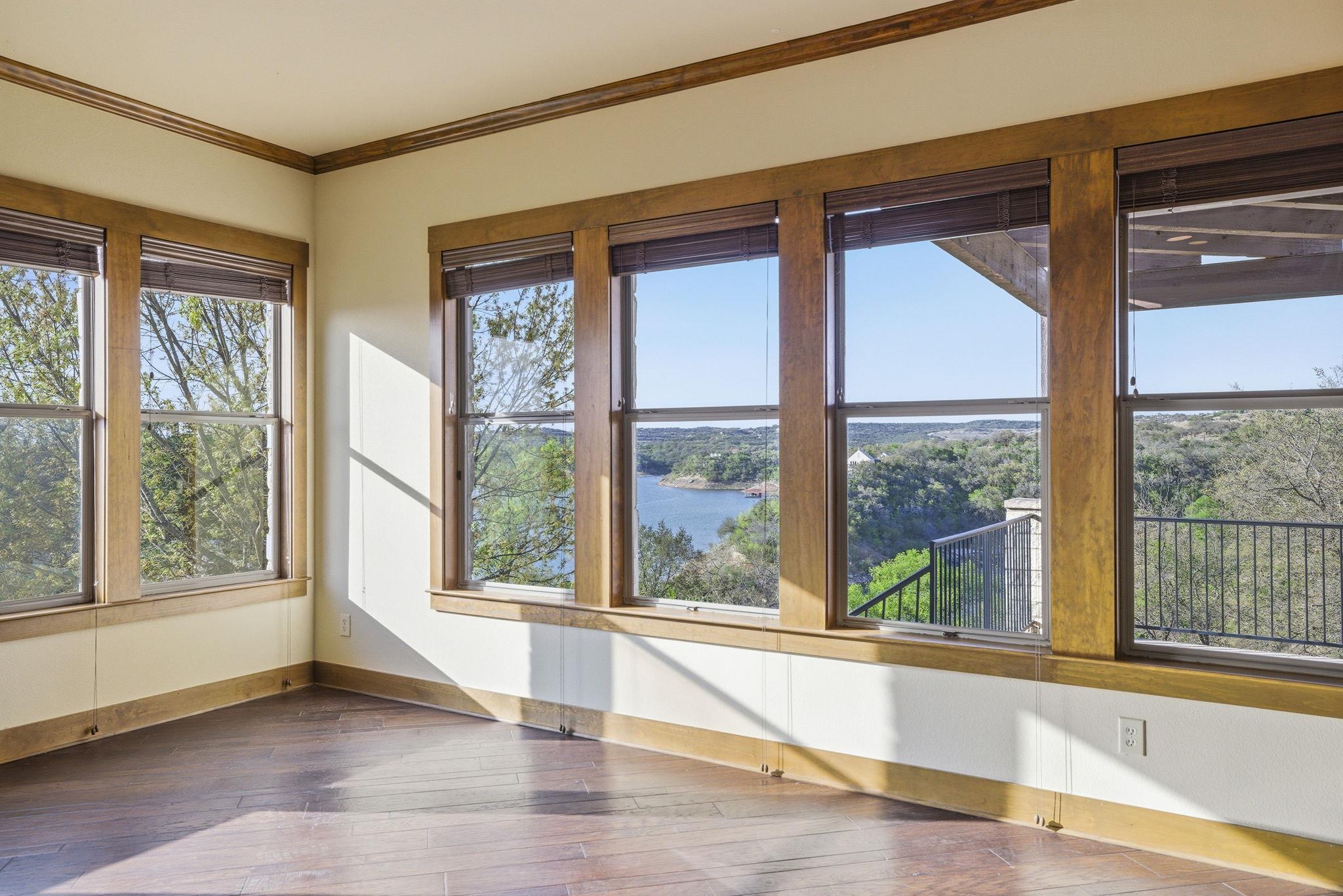 5010 Lookout Ridge Dr, Marble Falls, TX 78654