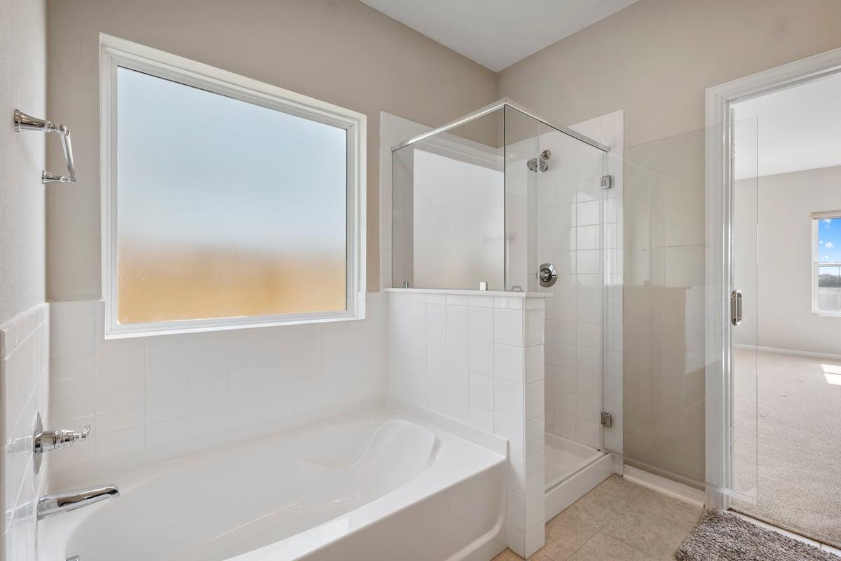 113 Copper Lily Dr, Liberty Hill, TX 78642