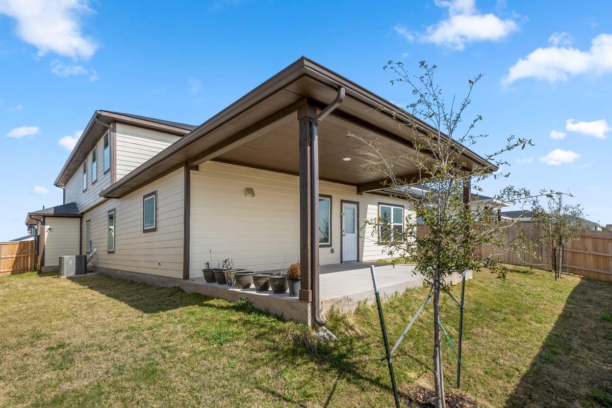 113 Copper Lily Dr, Liberty Hill, TX 78642