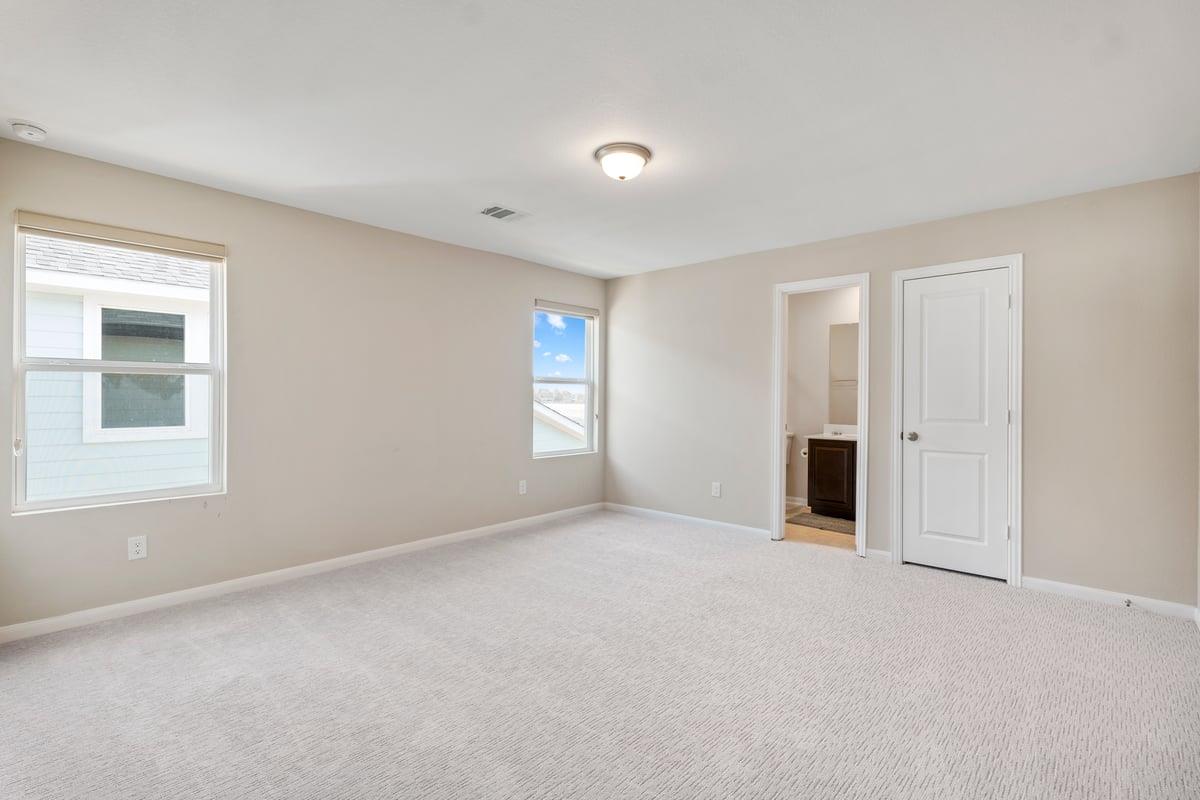 113 Copper Lily Dr, Liberty Hill, TX 78642