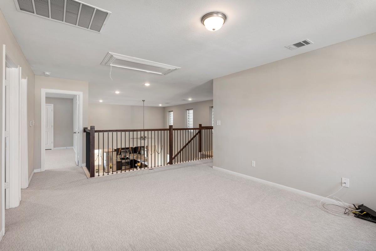 113 Copper Lily Dr, Liberty Hill, TX 78642