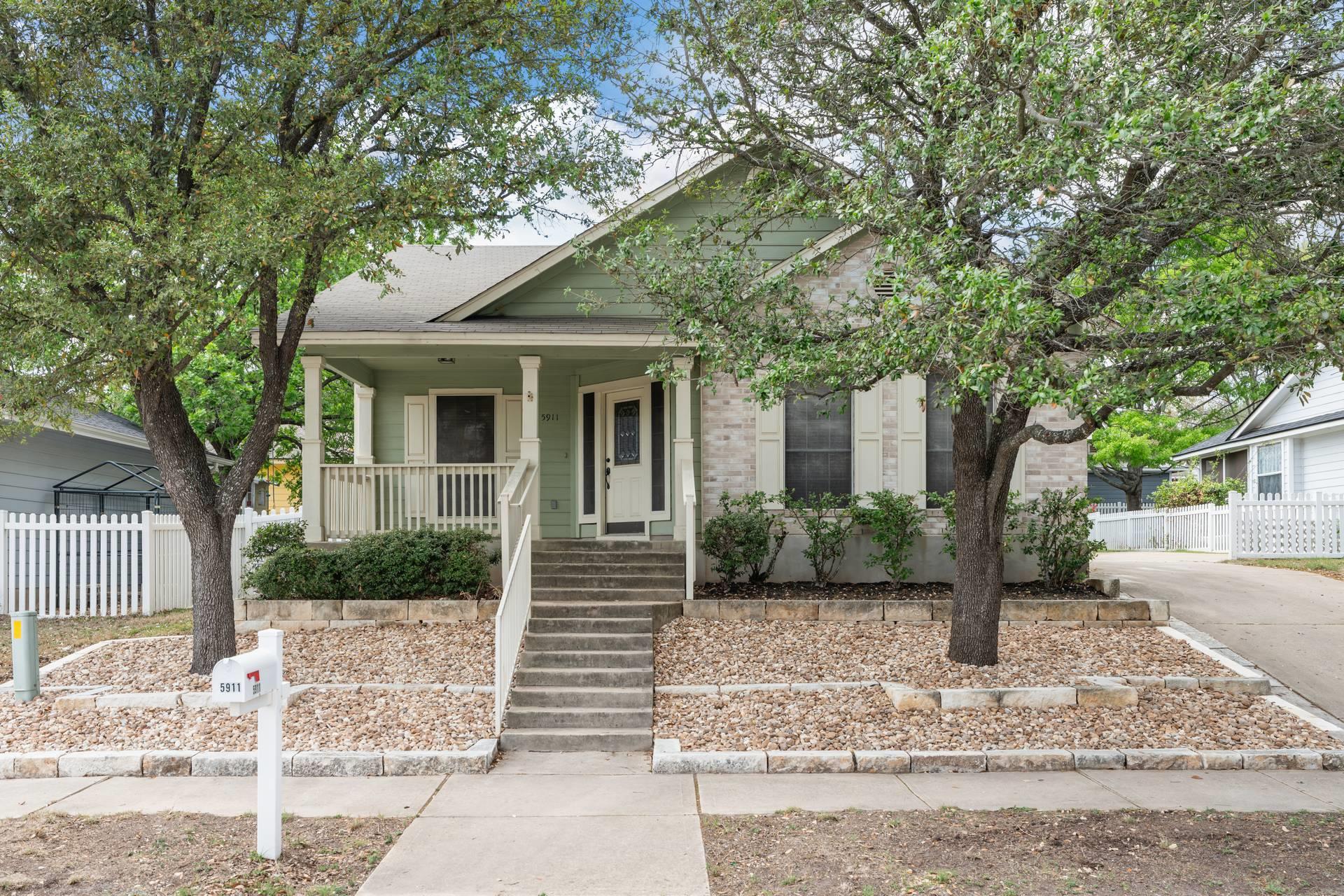 5911 Steiner, Kyle, TX 78640