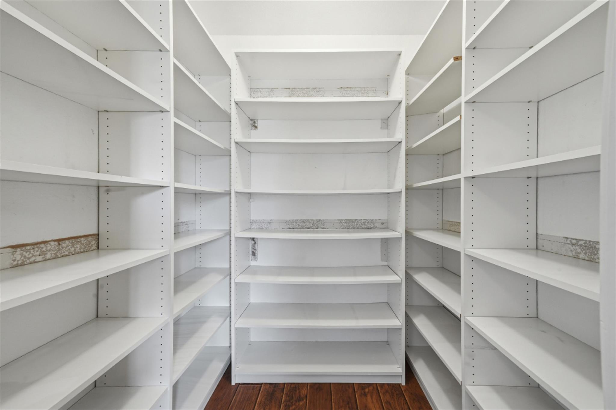 2412 Cloud Peak Ln, Round Rock, TX 78681