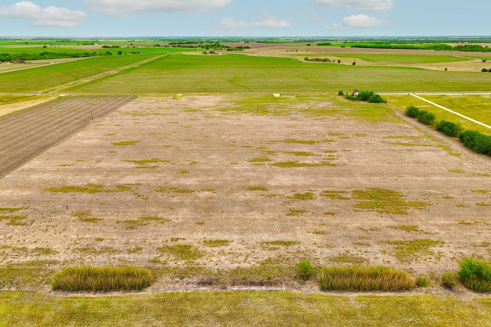 2944 County Road 425, Thorndale, TX 76577