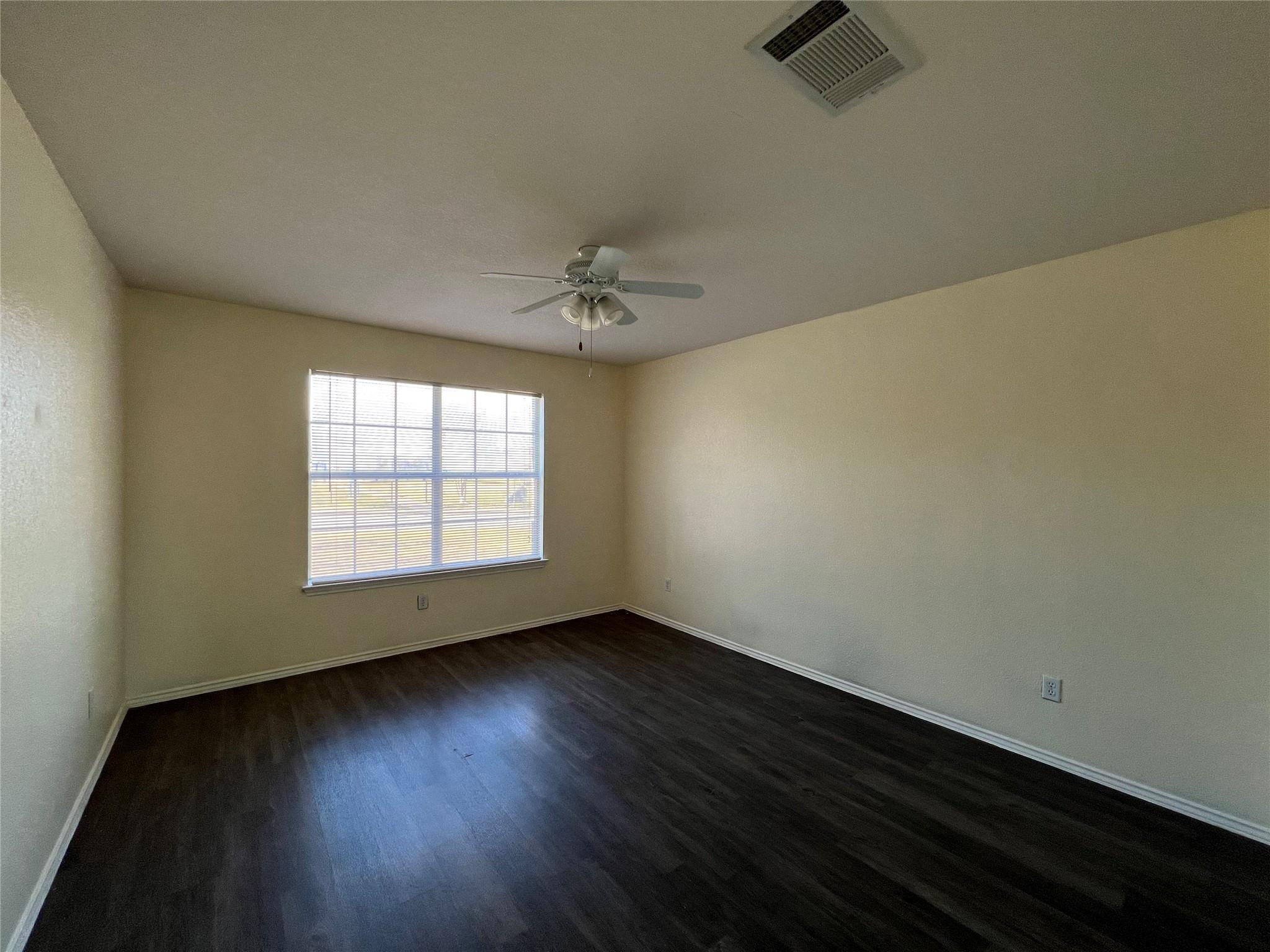 116 Remington Dr, Kyle, TX 78640