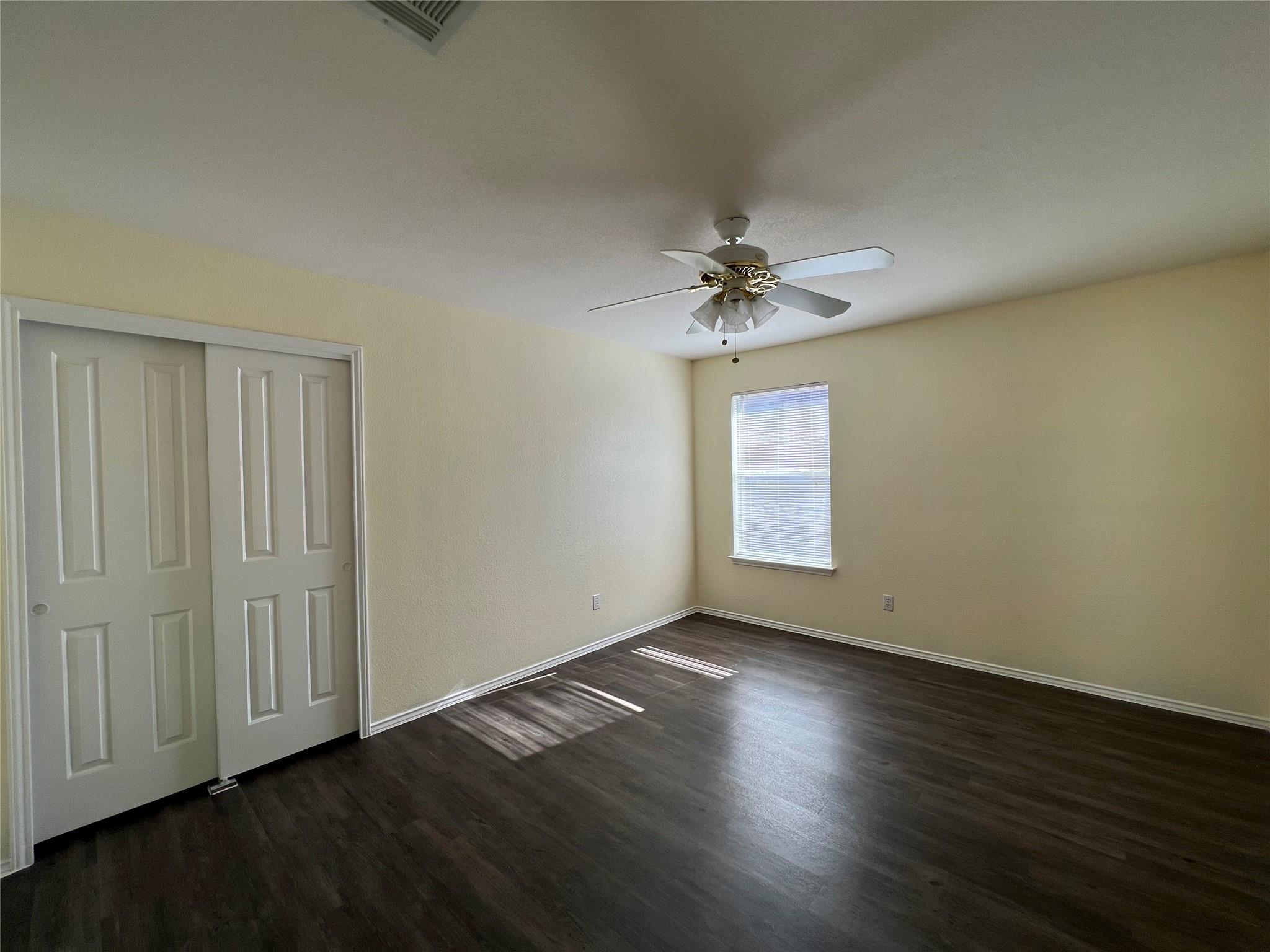 116 Remington Dr, Kyle, TX 78640