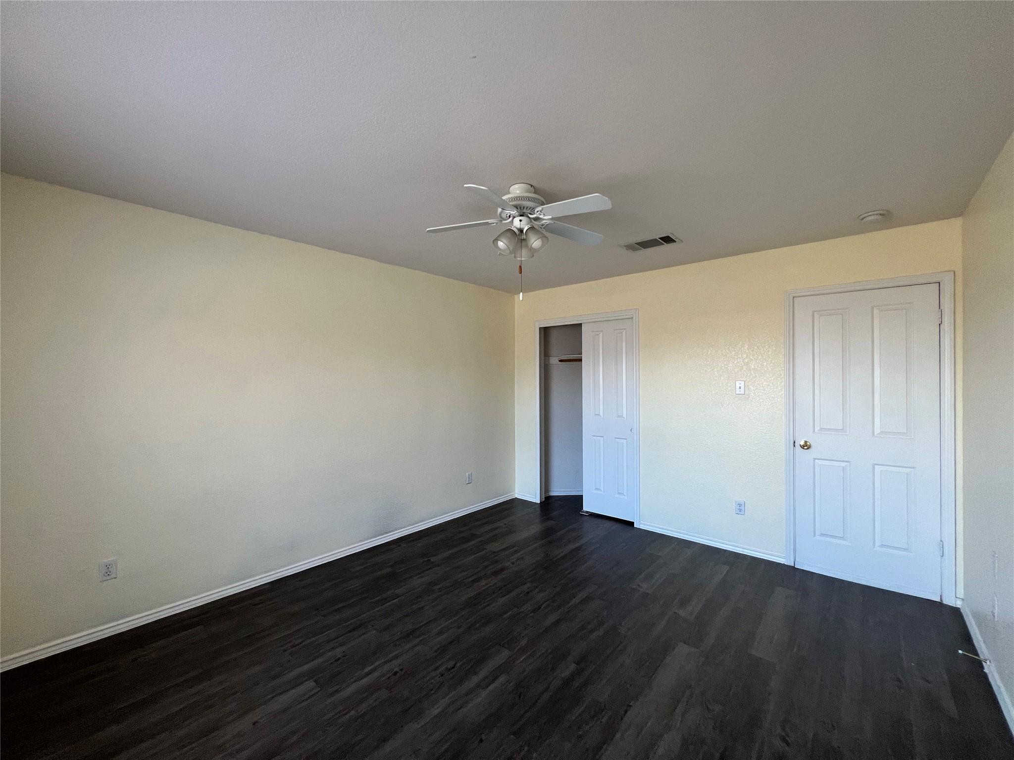 116 Remington Dr, Kyle, TX 78640