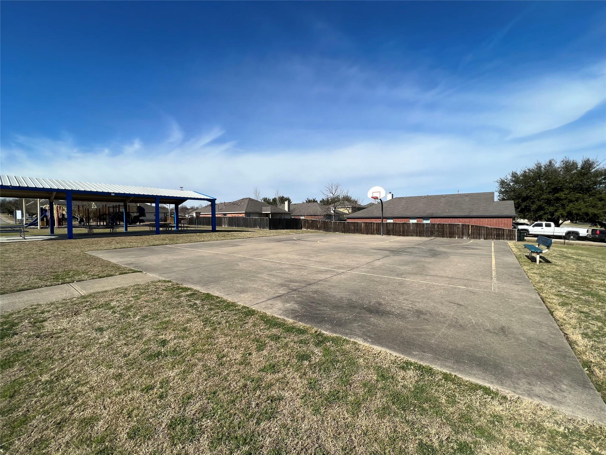 116 Remington Dr, Kyle, TX 78640
