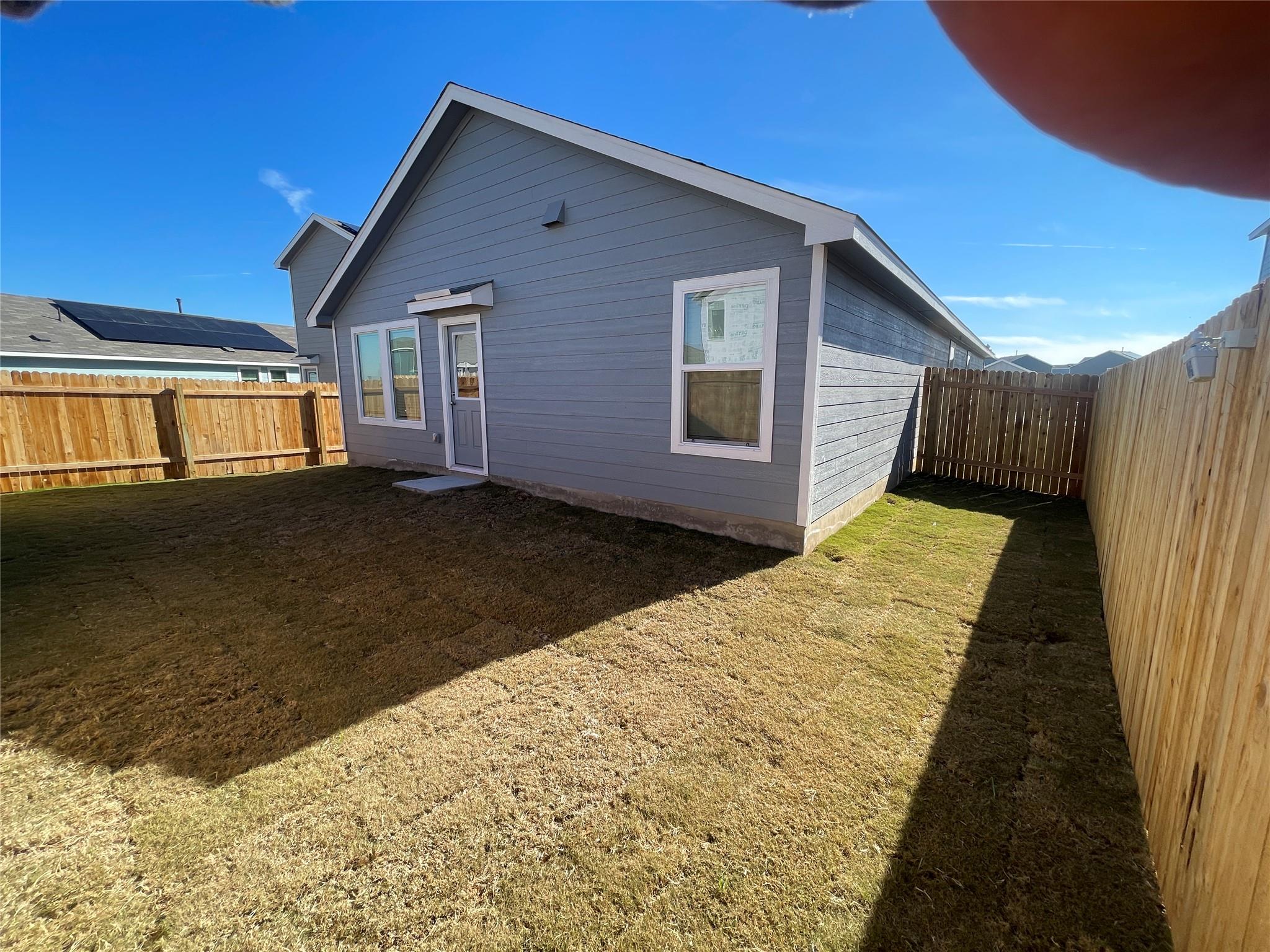 141 Basalt Dr, Maxwell, TX 78666