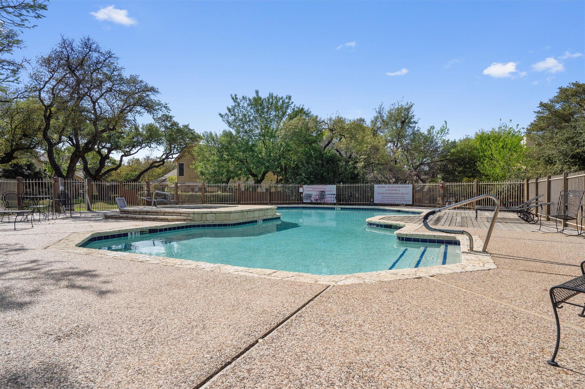 11901 Swearingen Dr # 105, Austin, TX 78758