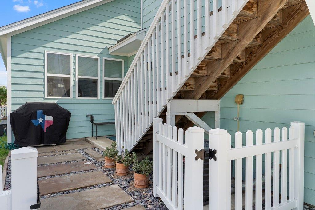 1600 Arbor Knot Dr # B, Kyle, TX 78640