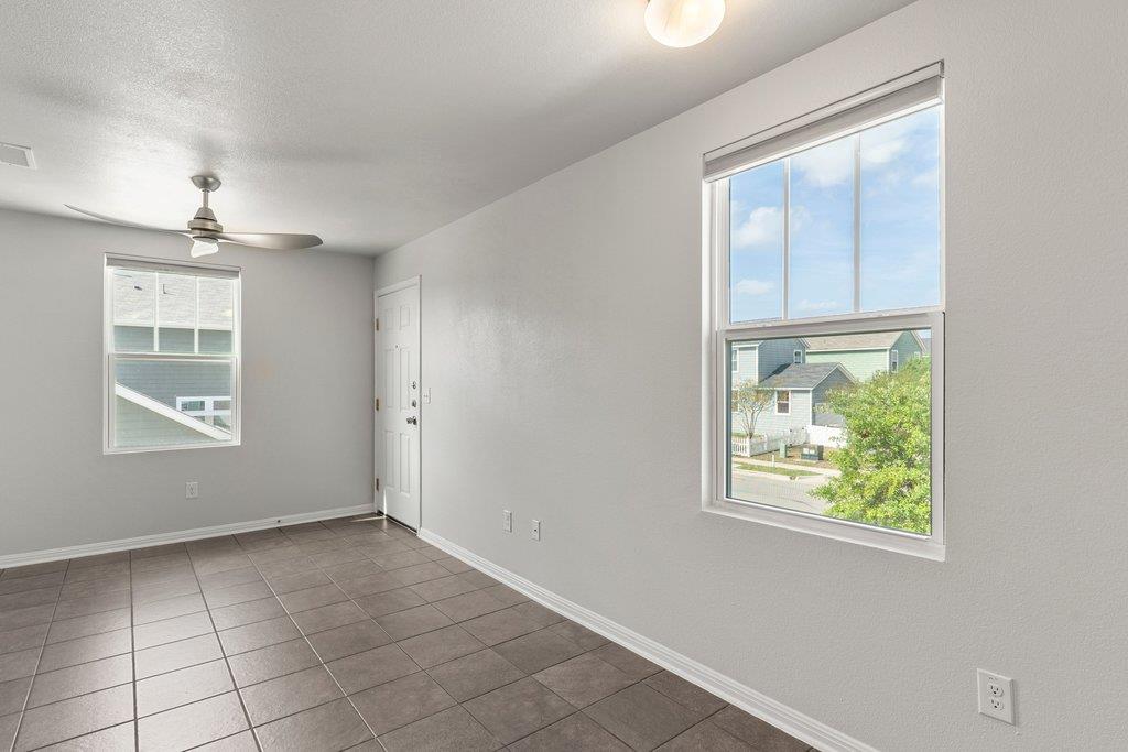 1600 Arbor Knot Dr # B, Kyle, TX 78640