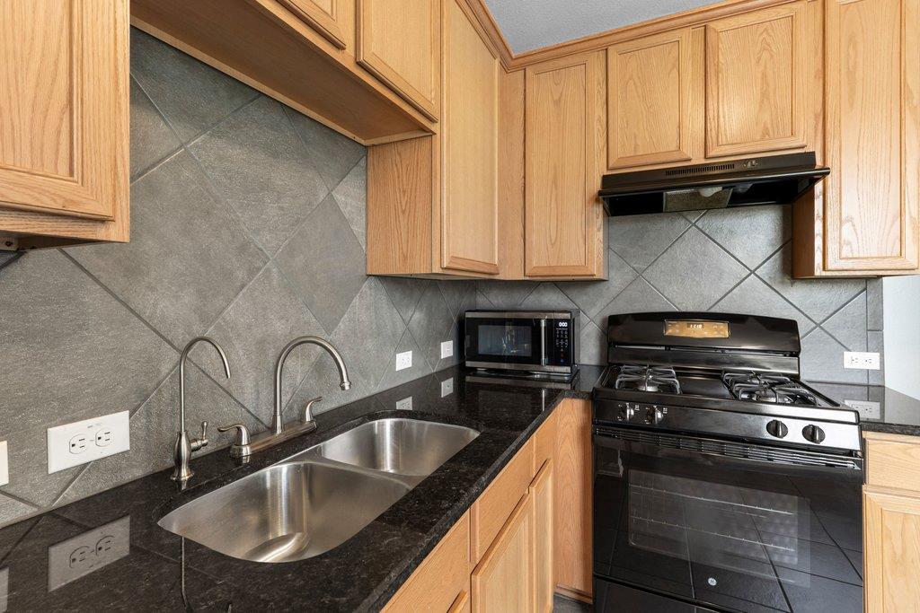 1600 Arbor Knot Dr # B, Kyle, TX 78640