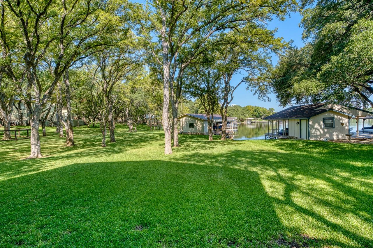 406 Lakeview Dr, Horseshoe Bay, TX 78657