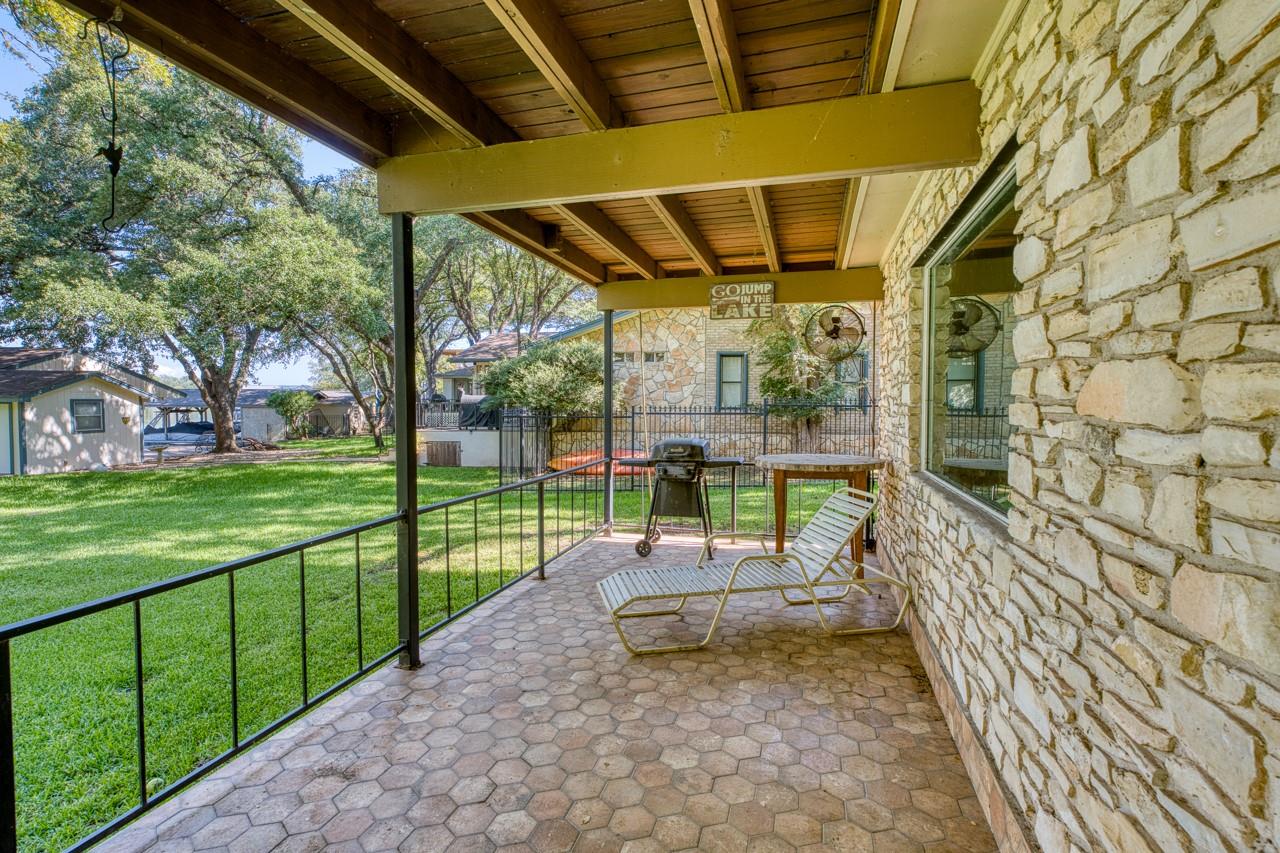 406 Lakeview Dr, Horseshoe Bay, TX 78657