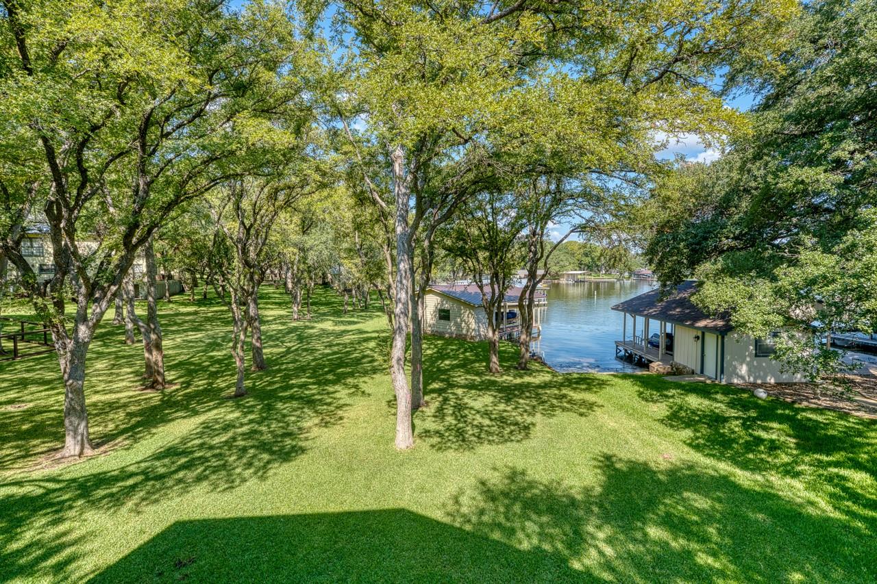 406 Lakeview Dr, Horseshoe Bay, TX 78657