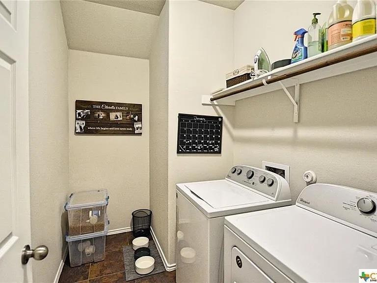 362 Limerick Rd, Buda, TX 78610