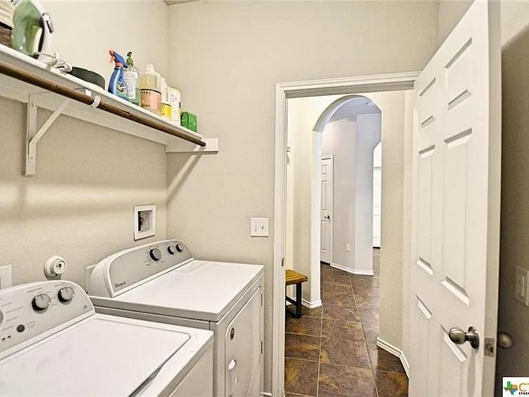 362 Limerick Rd, Buda, TX 78610