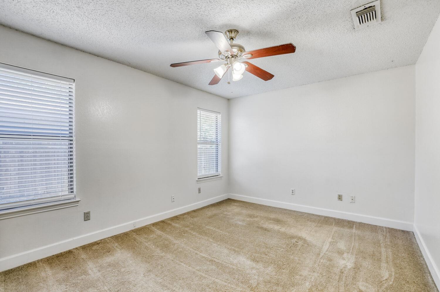 7806 Chimayo Cv # B, Austin, TX 78729