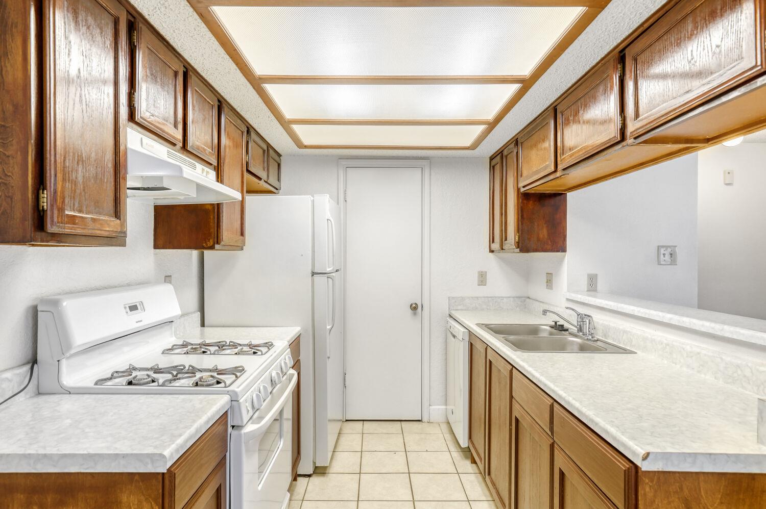 7806 Chimayo Cv # B, Austin, TX 78729