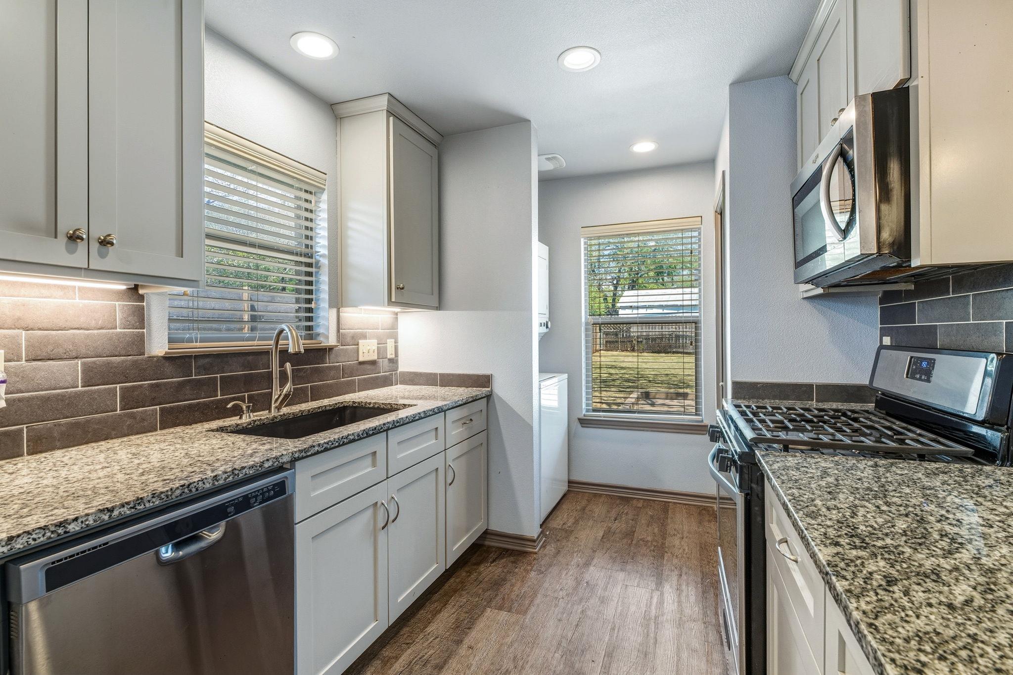 1812 Forestglade Dr, Austin, TX 78745