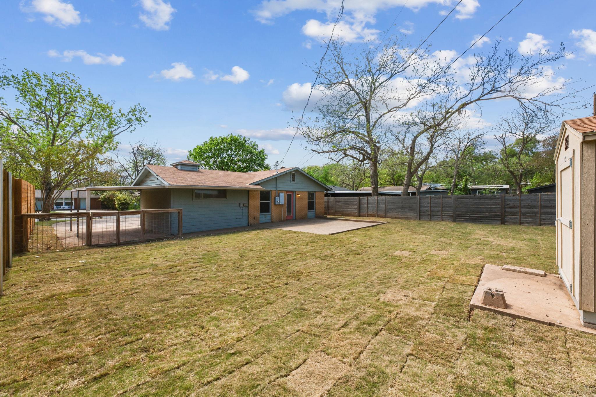 1812 Forestglade Dr, Austin, TX 78745