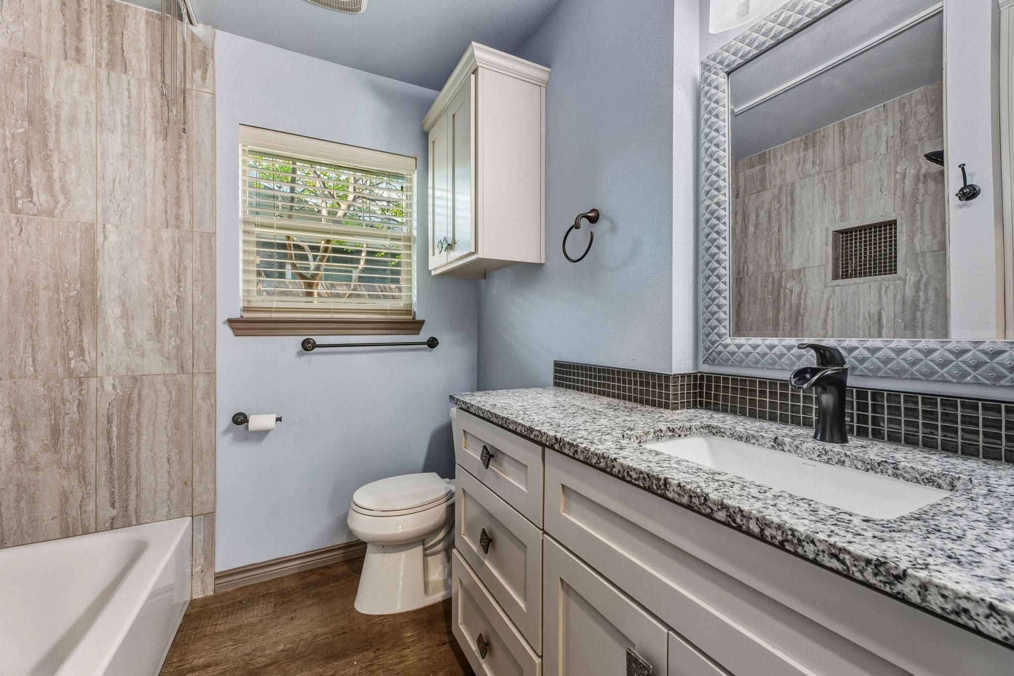 1812 Forestglade Dr, Austin, TX 78745