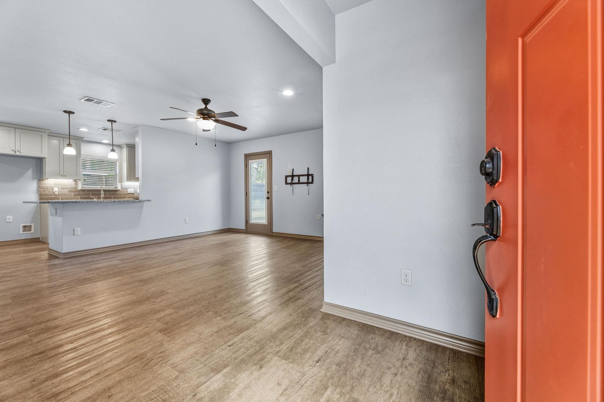 1812 Forestglade Dr, Austin, TX 78745