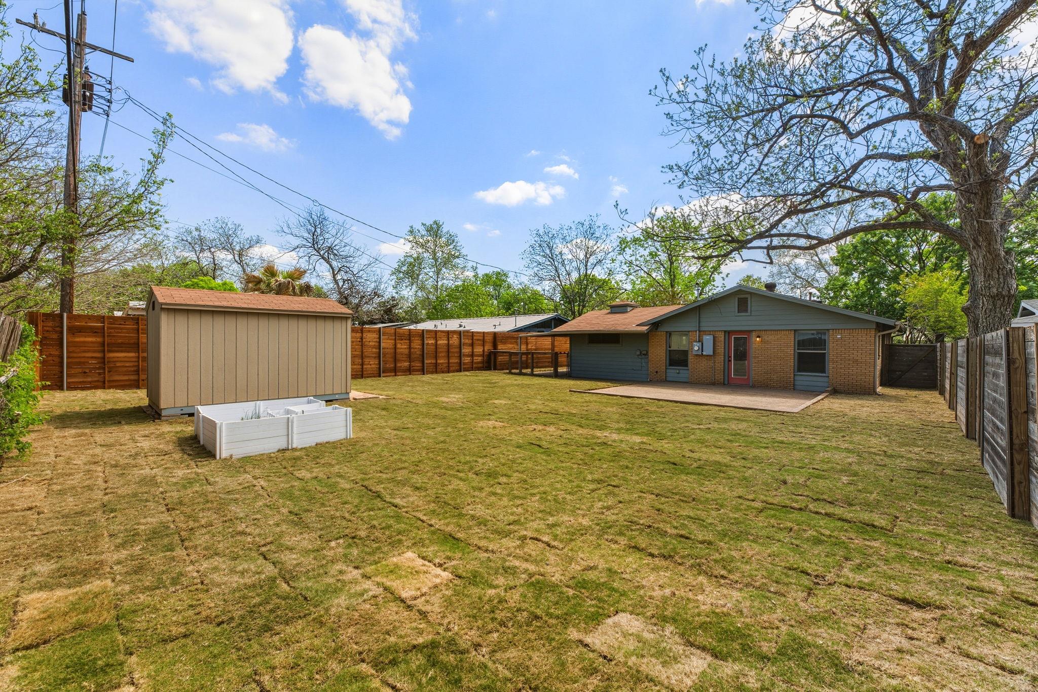 1812 Forestglade Dr, Austin, TX 78745