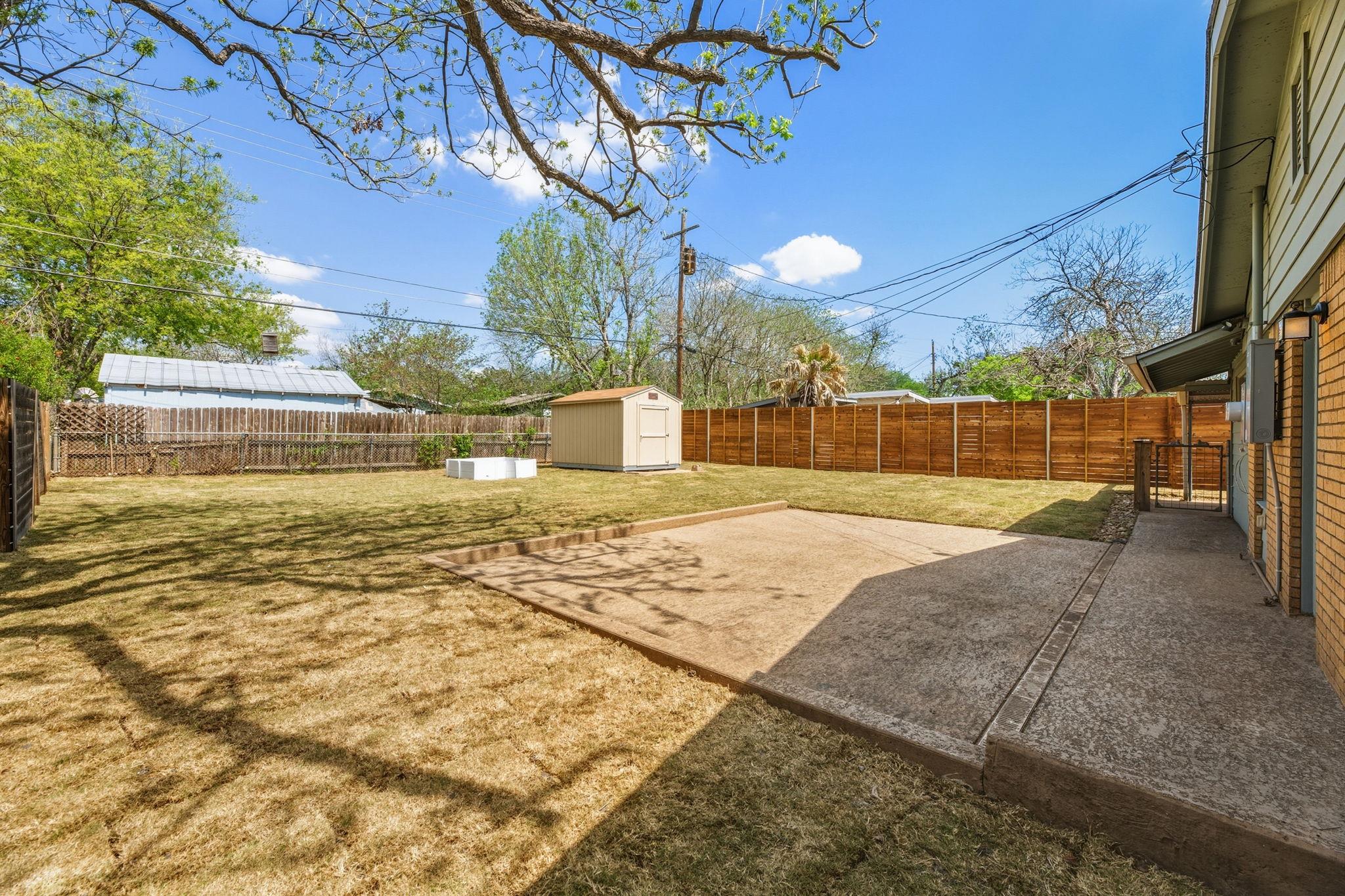 1812 Forestglade Dr, Austin, TX 78745