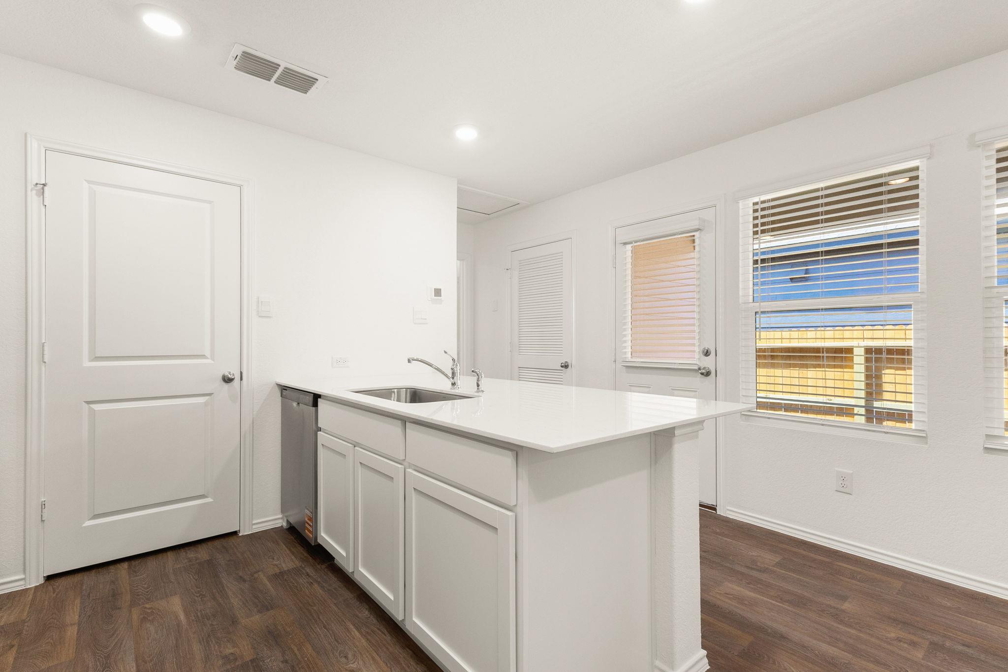 2038 Zephyr Lily, San Antonio, TX 78221