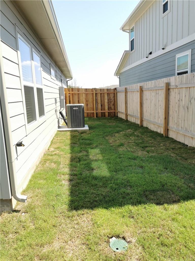 10504 Alemoor Dr, Austin, TX 78747