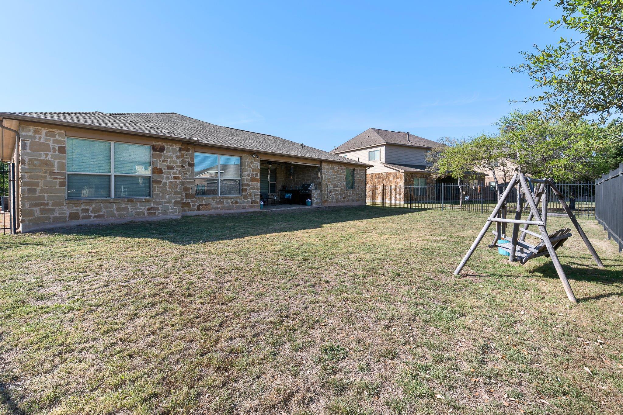 1737 Harvest Dance Dr, Leander, TX 78641