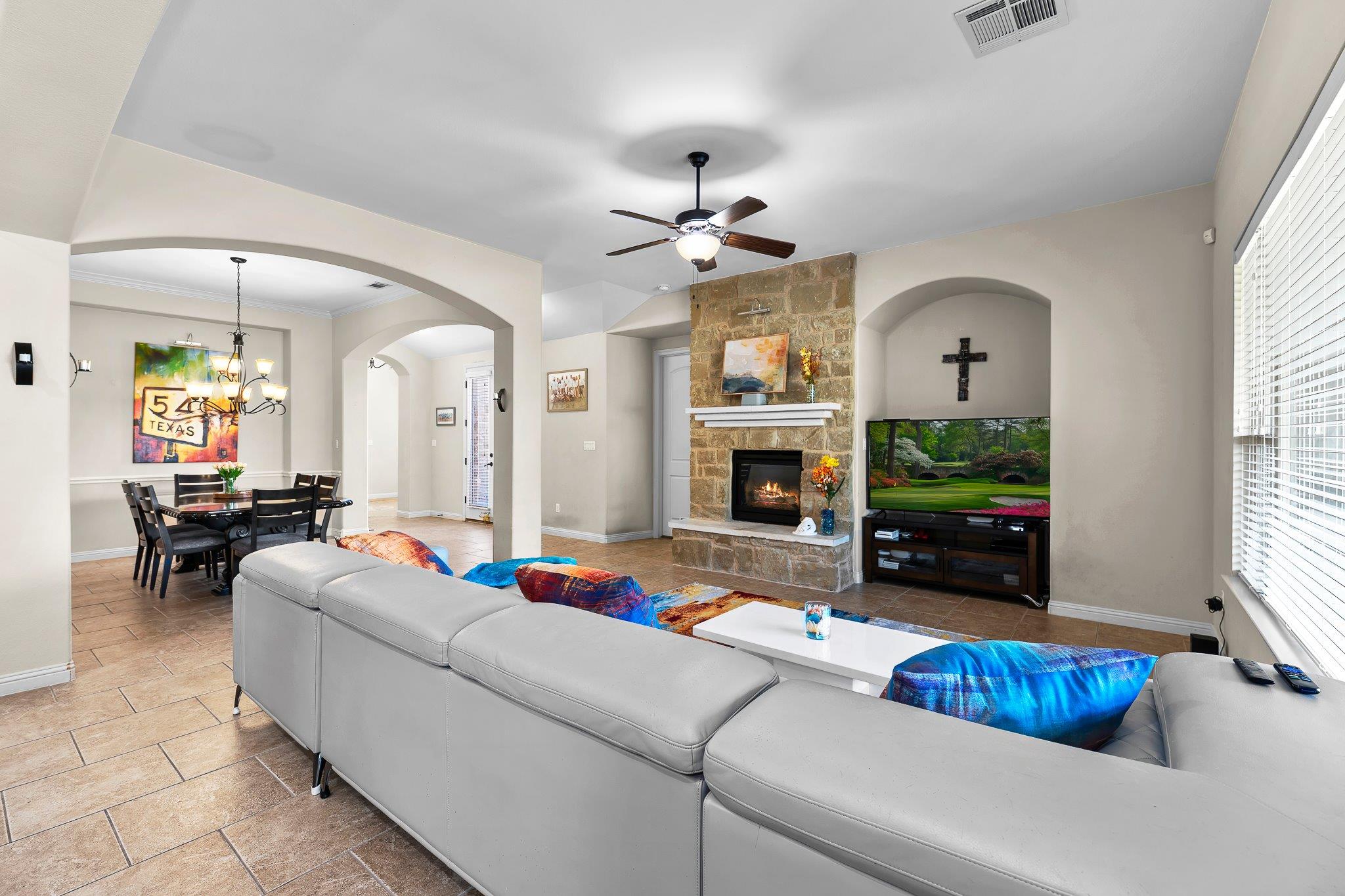 1737 Harvest Dance Dr, Leander, TX 78641