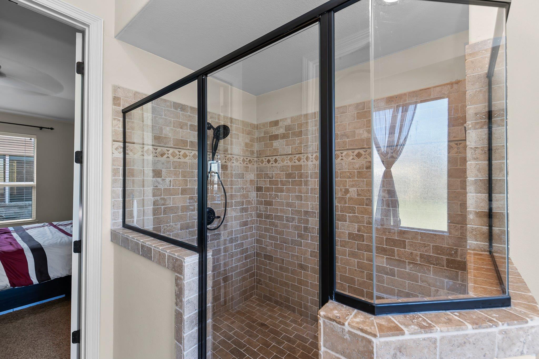 1737 Harvest Dance Dr, Leander, TX 78641