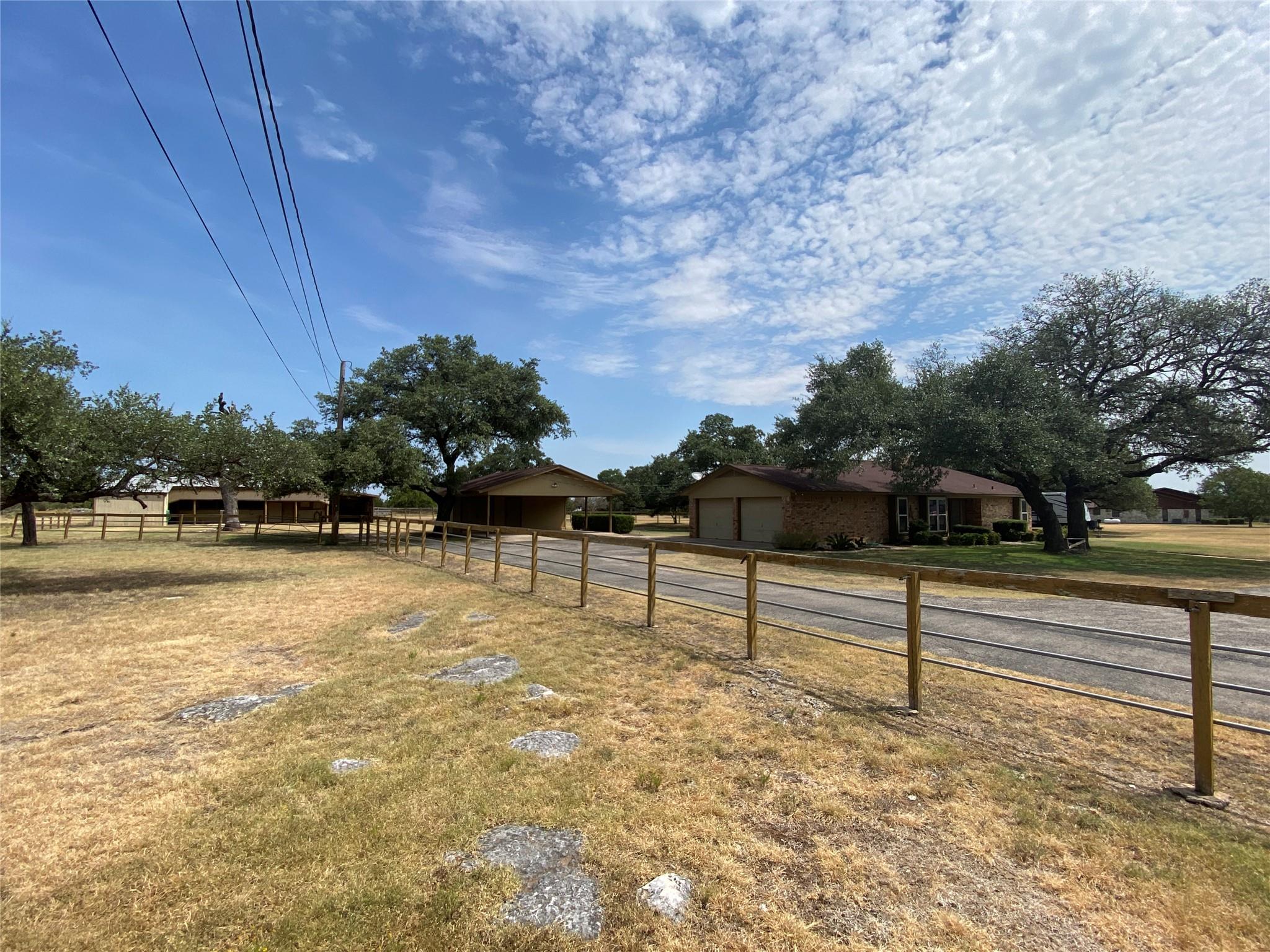 140 Oakridge Rd, Georgetown, TX 78628