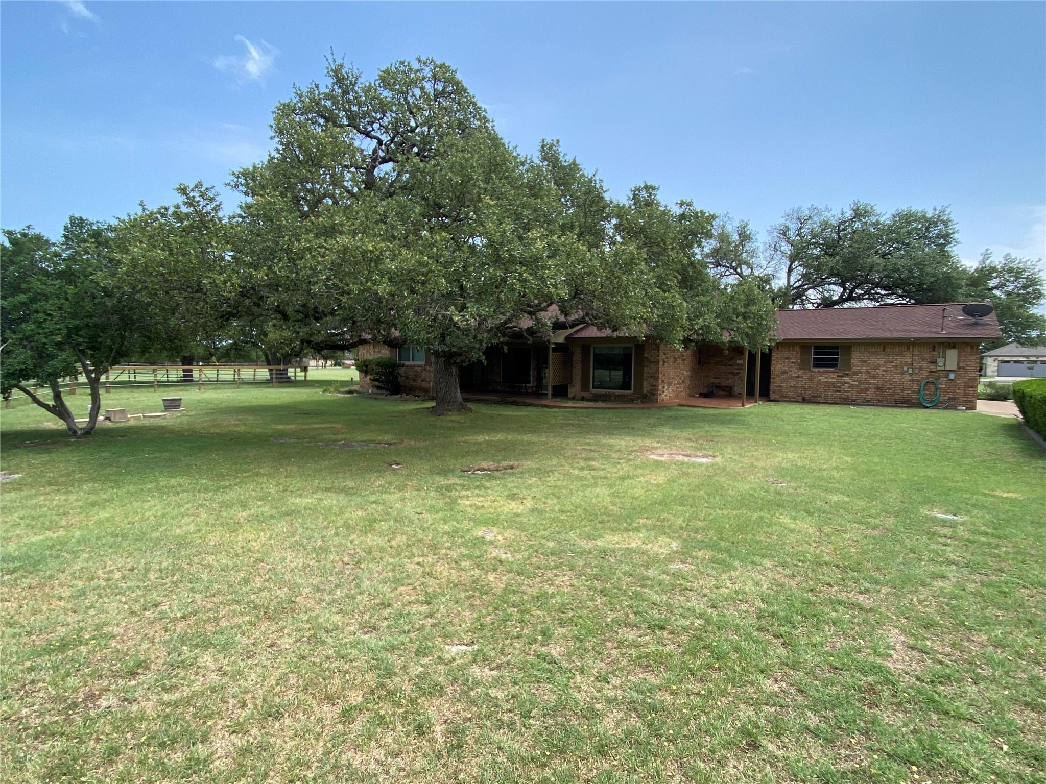 140 Oakridge Rd, Georgetown, TX 78628