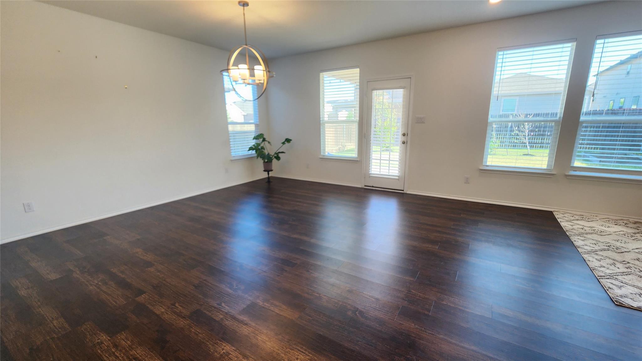 402 Parrot Tulip Vw, Pflugerville, TX 78660