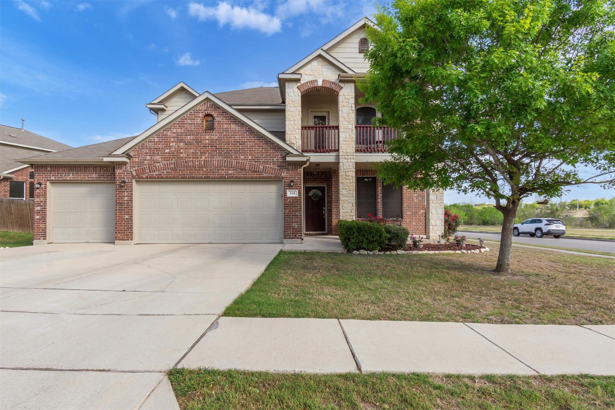 114 Hazy Sunshine Way, Buda, TX 78610