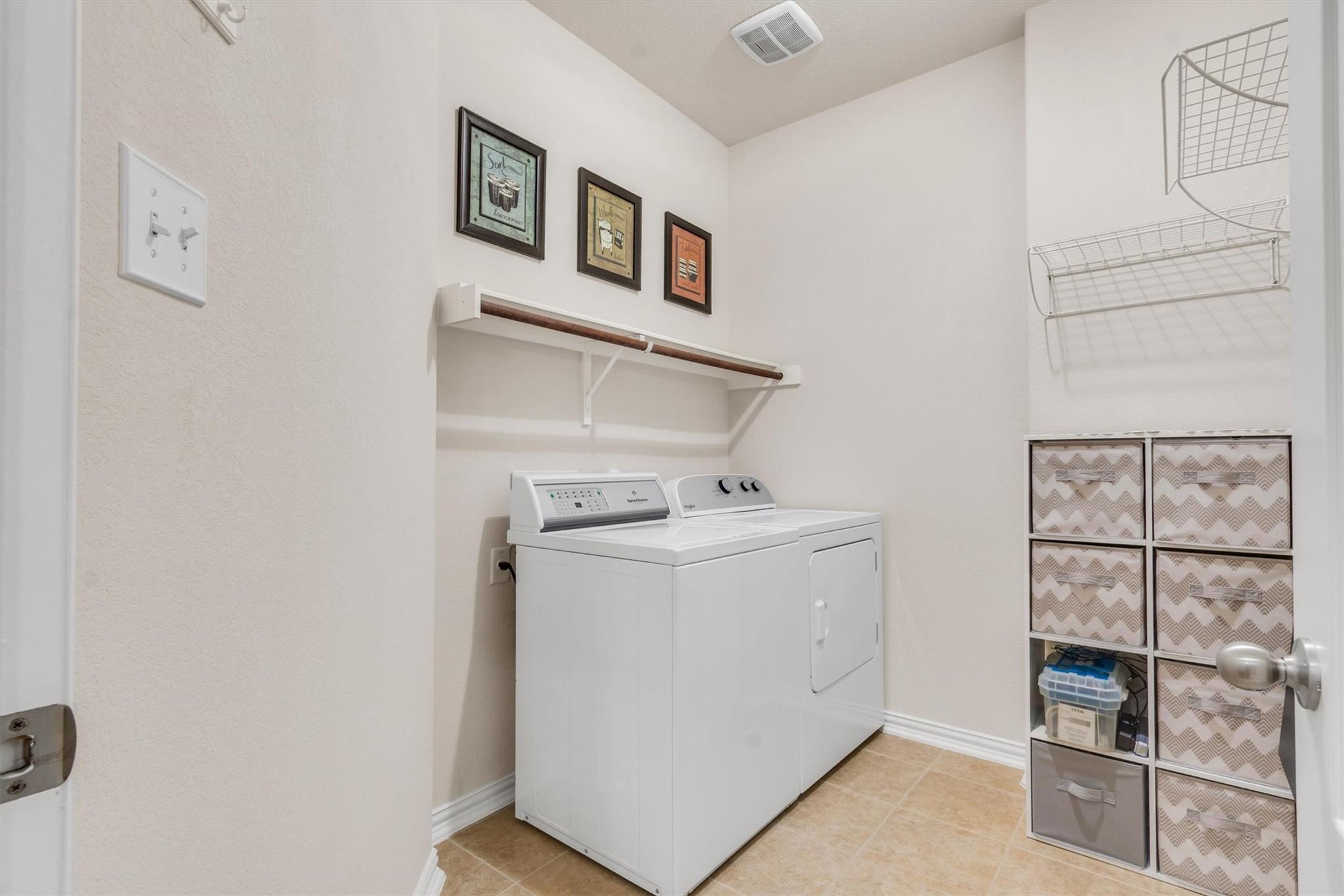 114 Hazy Sunshine Way, Buda, TX 78610