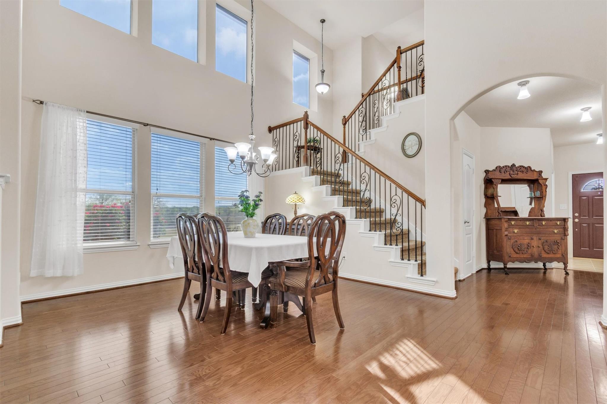 114 Hazy Sunshine Way, Buda, TX 78610