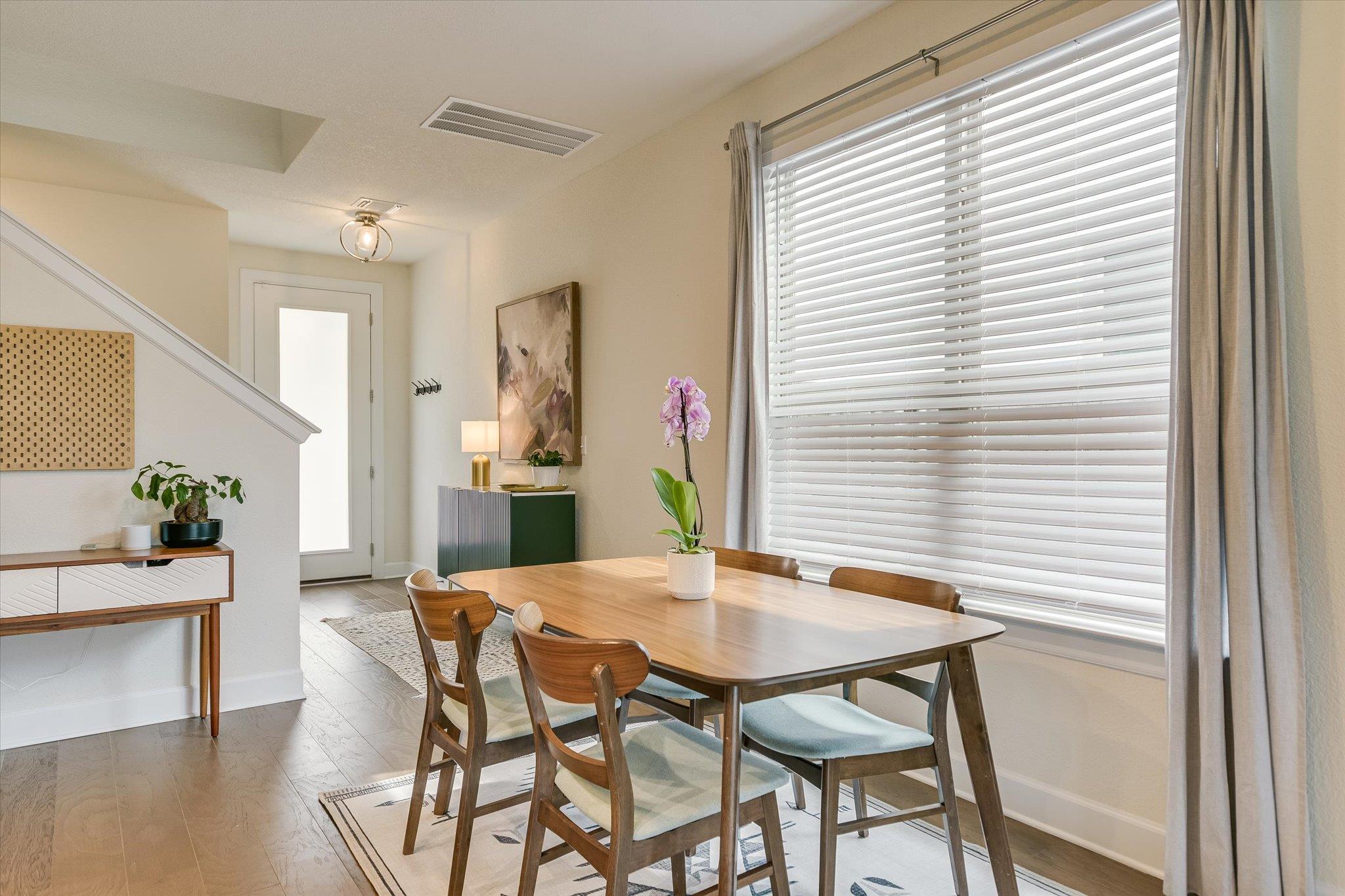 8607 McKamy Dr, Austin, TX 78744